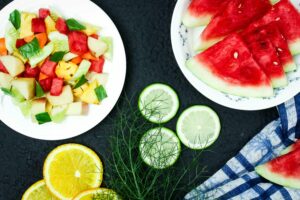 bien manger nourritaire saine . Problèmes d'alimentation, obésité, surpoids, alimentation végétales, légumes, fruits, protéines végétales, tofu, bio, local, sans pesticide