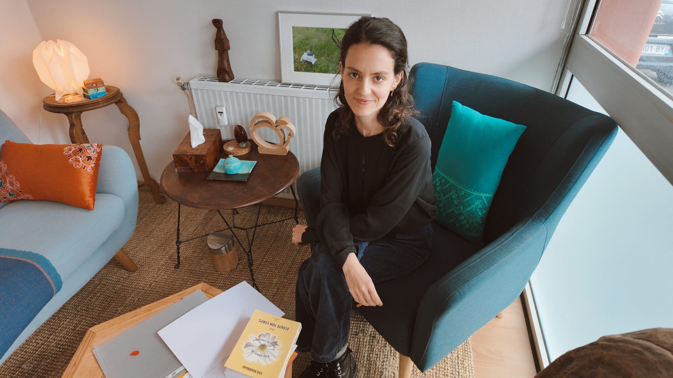 Lisa espaces thérapie Professionnel du bien-être Psychothérapeute, coach, thérapeute, thérapies, développement personnel. Epanouissement personnel, professionnel, santé optimale. Quête de sens personnel, professionnel, reconversion professionnelle accompagnement individuel, coaching, ateliers, santé optimale, bien-être, prendre soin de soi, reconversion professionnelle, gestion du stres, éco-anxiété, gestion des émotions, inde, rishikesh, école de yoga, jeune intermittent du soir, hygiène de vie saine, méditation vipassana, bouddha, ayurveda bols tibétains singing bowls guérison par les bols tibétains relaxation détente sérénité libération des tensions consultations individuelles cabinet psychothérapie psychothérapeute thérapeute coach de vie holistique