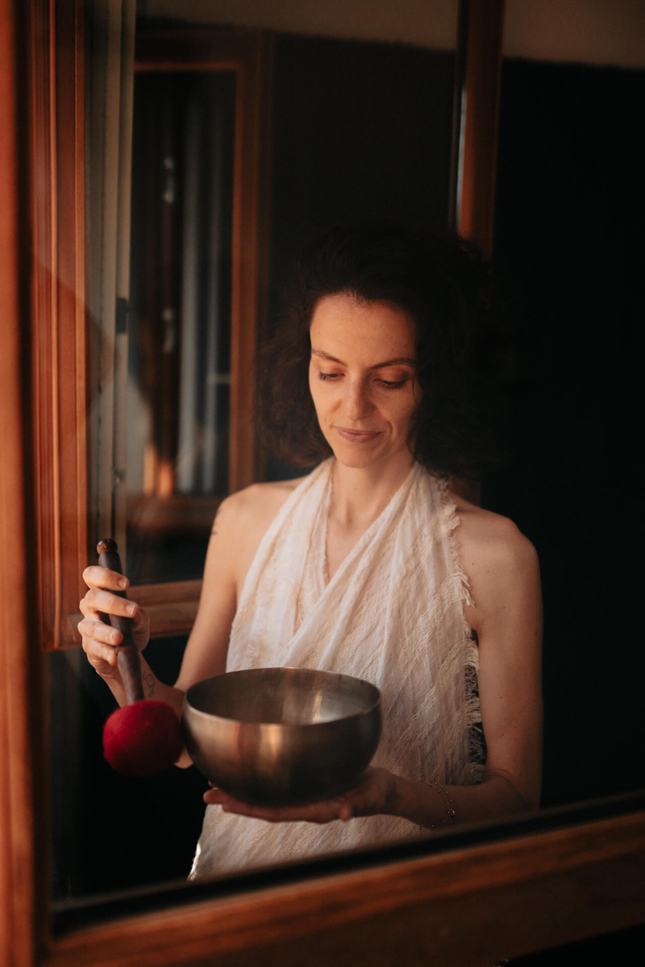 Lisa enchante ta vie et enchante le monde Coaching thérapie Toulouse Holistique Coach Ikigai Quête de sens bien-être santé reconversion professionnelles trouver son ikigai changer sa vie transformer sa vie femmes sensibles en perte de sens changer de métier magie, rêves atelier sororité accompagnements femmes puissantes toulouse accompagnement à distance , en cabinet